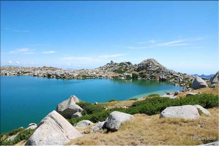 lac Bastani en été, 2089 m.d'altitude (2)