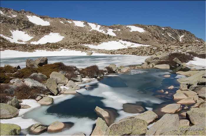 Lac Bastani au printemps, 2089 m.d'altitude (9)