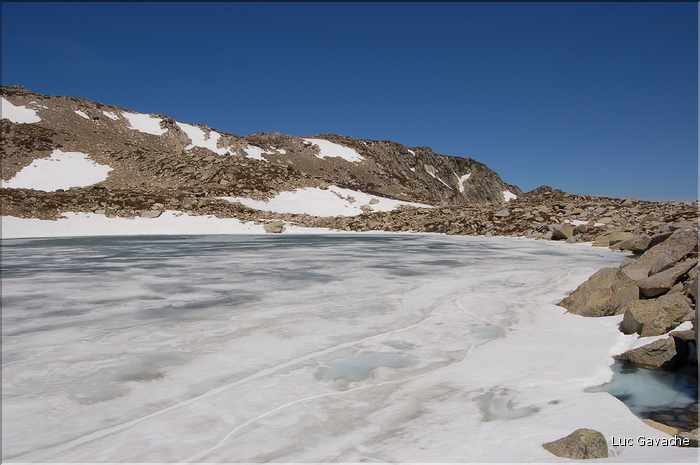 Lac Bastani au printemps, 2089 m.d'altitude (10)