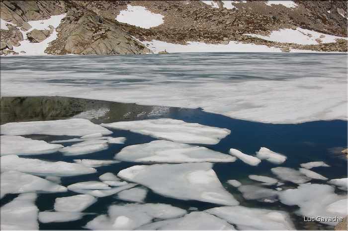 Lac Bastani au printemps, 2089 m.d'altitude (13)