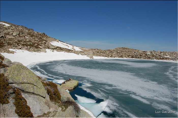 Lac Bastani au printemps, 2089 m.d'altitude (21)