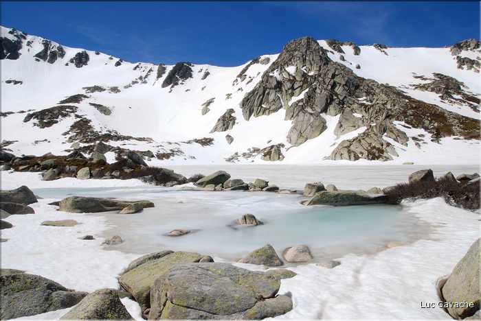 Lac Bastani au printemps, 2089 m.d'altitude (29)