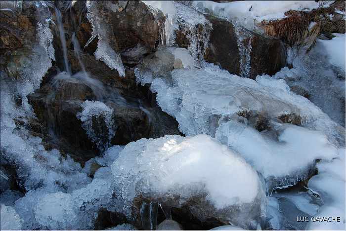 Sur l'itinéraire d'access au lac de Ninu, près des bergeries de Colga, tout est parfois gelé lors des hivers rigoureux (8)