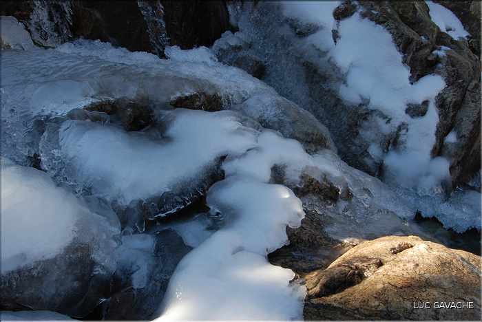 Sur l'itinéraire d'access au lac de Ninu, près des bergeries de Colga, tout est parfois gelé lors des hivers rigoureux (11)