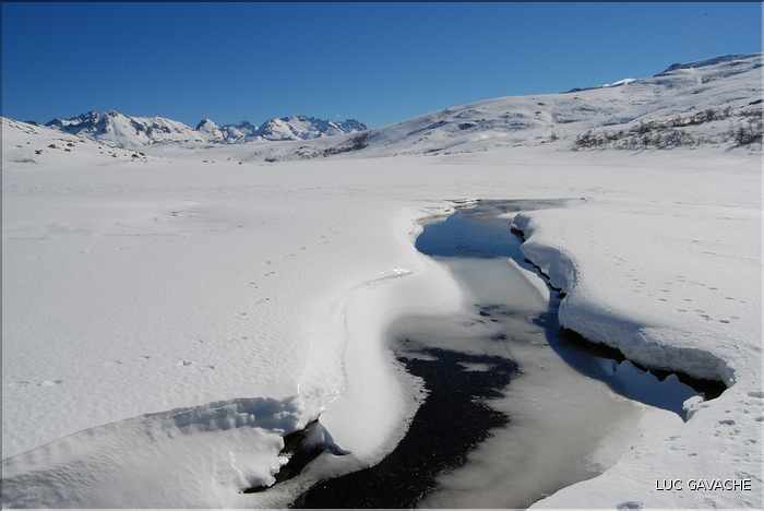 Lac de Ninu à la sortie de l'hiver, 1743 m.d'altitude (17)