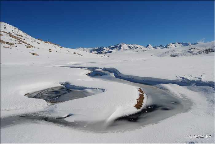 Lac de Ninu à la sortie de l'hiver, 1743 m.d'altitude (21)