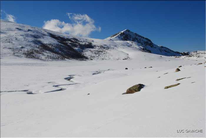 Lac de Ninu à la sortie de l'hiver, 1743 m.d'altitude (27)