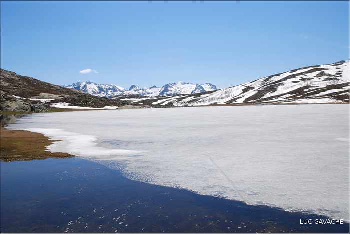 Lac de Ninu à la fin du printemps, 1743 m.d'altitude (17)