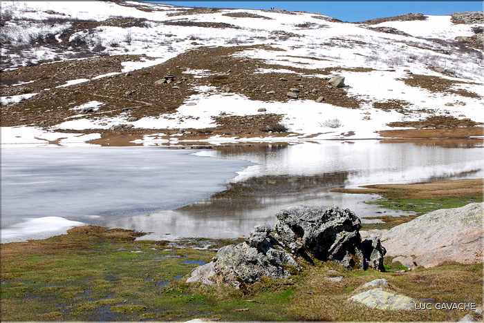 Lac de Ninu à la fin du printemps, 1743 m.d'altitude (29)