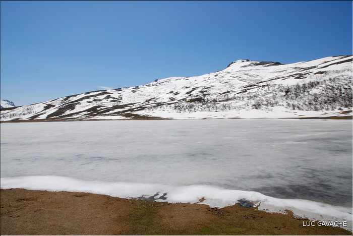 Lac de Ninu à la fin du printemps, 1743 m.d'altitude (31)