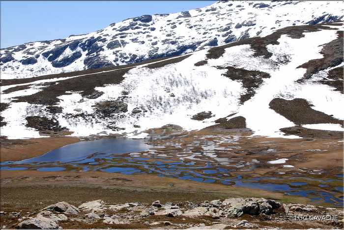 Lac de Ninu à la fin du printemps, 1743 m.d'altitude (38)