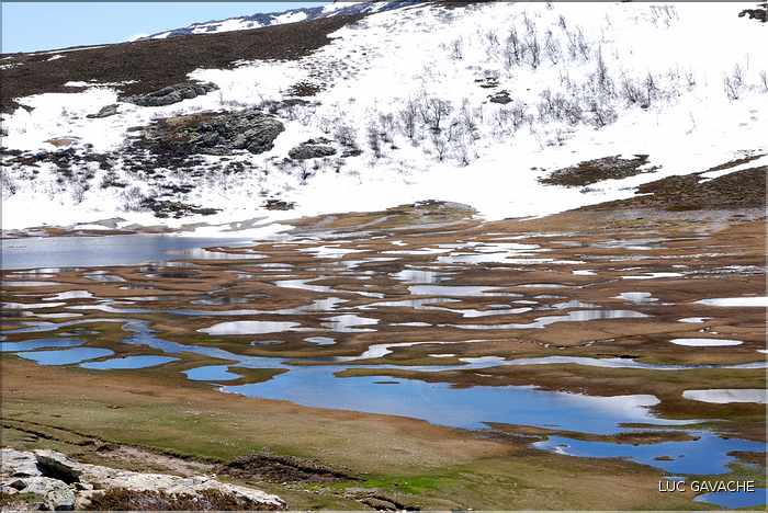 Lac de Ninu à la fin du printemps, 1743 m.d'altitude (43)