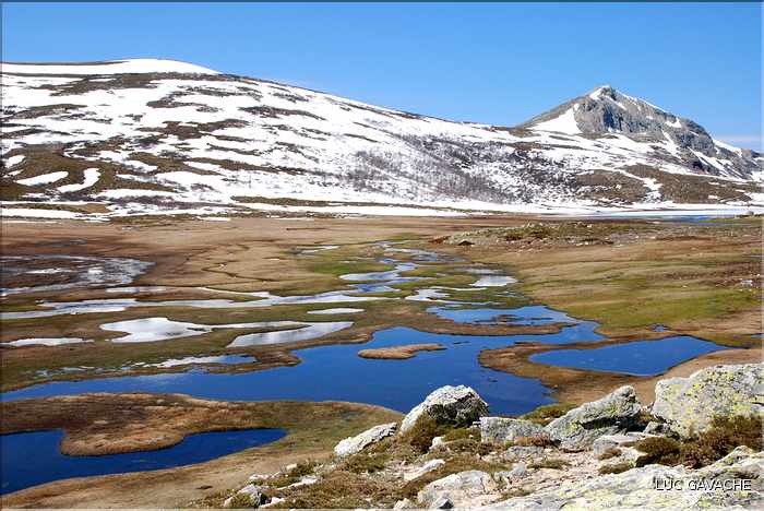 Lac de Ninu à la fin du printemps, 1743 m.d'altitude (50)