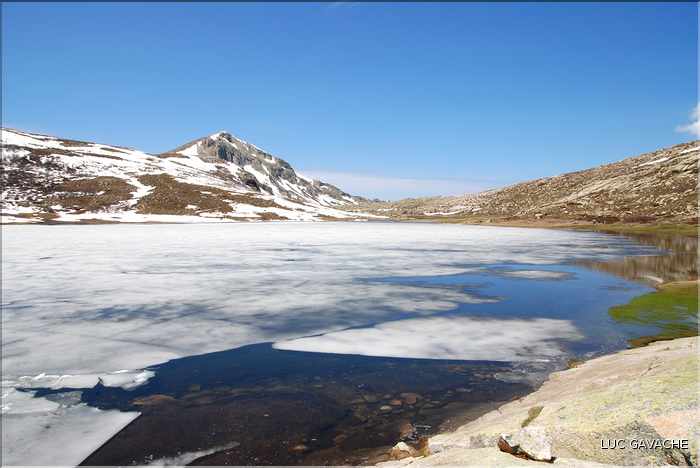 Lac de Ninu à la fin du printemps, 1743 m.d'altitude (59)