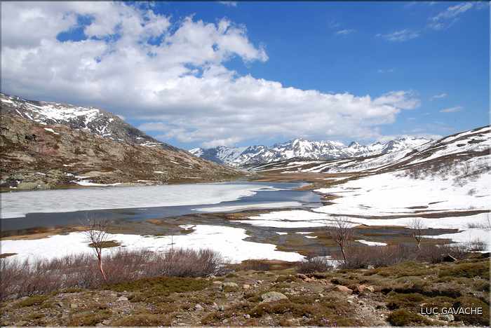 Lac de Ninu à la fin du printemps, 1743 m.d'altitude (86)