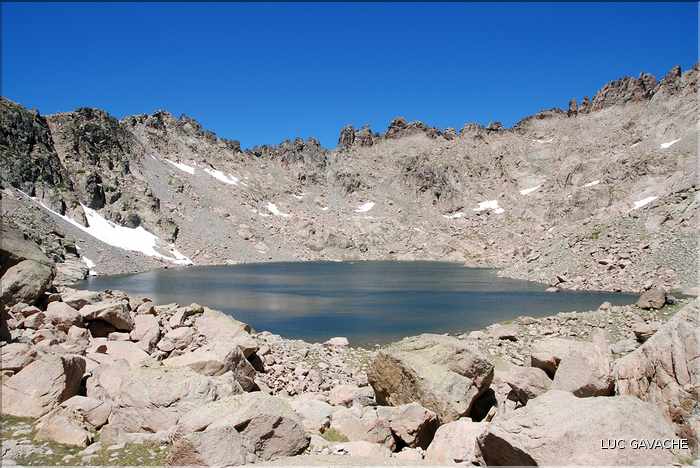 Lac Rotondo ou Bellebone en été, 2321 m.d'altitude