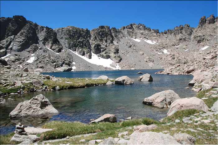 Le Lac Bellebone est le plus grand lac de montagne de Corse (4)
