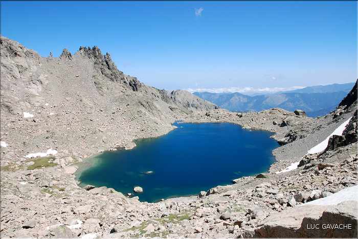 Le Lac Bellebone est le plus grand lac de montagne de Corse (23)