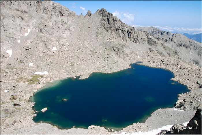 Le Lac Bellebone est le plus grand lac de montagne de Corse (24)