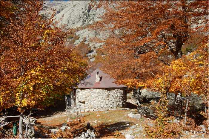 Bergeries de Porteto en automne, sur le GR20 dans les environs de Vizzavona