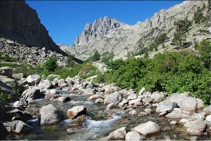 Bergeries de Grotelle et ses environs, vallée de la Restonica (38)