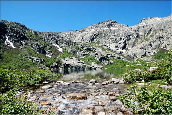 Lac de Melo en été, 1711 m.d'altitude (1)