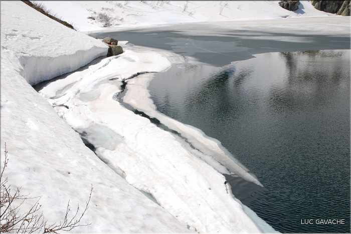 Lac de Melo au début du printemps, 1711 m.d'altitude (7)