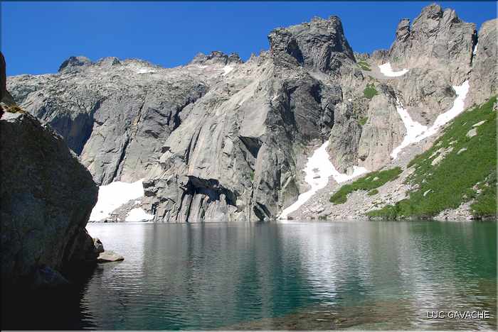 Lac de Capitello au début de l'été, 1930 m.d'altitude (5)