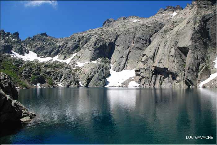 Lac de Capitello au début de l'été, 1930 m.d'altitude (6)