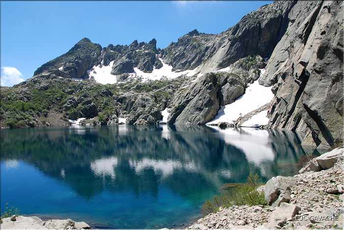 Lac de Capitello au début de l'été, 1930 m.d'altitude (15)
