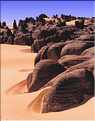 L'étonante cathédrale de pierre de Tin Akachaker, dans le Tassili du hoggar au Sud-Est de Tamanrasset (14)