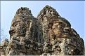 On accède au complexe d'Angkor Thom, qui date du XII ème siècle, par Cinq portes monumentales. (13)