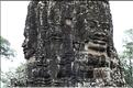 Le temple de Bayon, qui date de la fin du XII ème siècle, est composé de 54 tours ornées de têtes de Bouddha ressemblant à Jayavarman VII. (52)