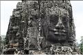 Le temple de Bayon, qui date de la fin du XII ème siècle, est composé de 54 tours ornées de têtes de Bouddha ressemblant à Jayavarman VII. (61)