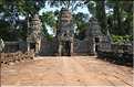 Porte daccès au temple de Preah Khan. (2)
