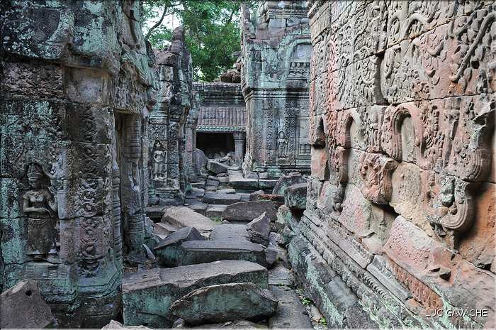 Le temple de Preah Khan fut réalisé par Jayavarman VII à la fin du XI ème siècle. (7)