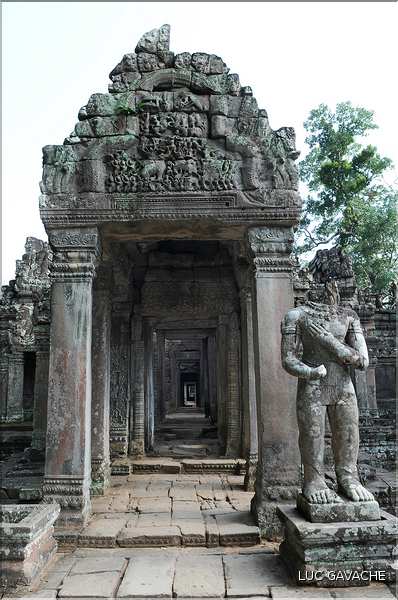 Le temple de Preah Khan fut réalisé par Jayavarman VII à la fin du XI ème siècle. (22)