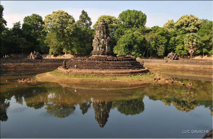 Le temple de Neak Pean à également été réalisé par Jayavarman VII. (7)