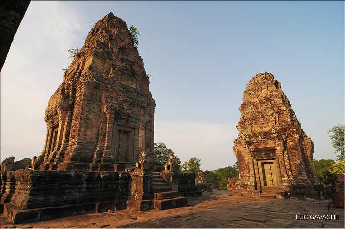 Le Mébon Oriental fut édifié au X ème siècle par Rajendravarman II. (10)