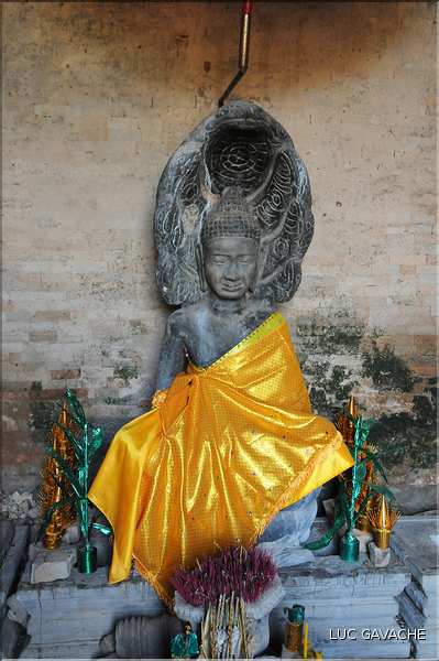 Le Mébon Oriental fut édifié au X ème siècle par Rajendravarman II. (15)