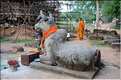 Le temple de Phnom Bakheng du IX ème siècle, est toujours un lieu de dévotions. (5)