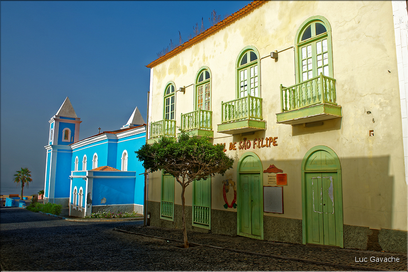 Dans les rues de Sao Filipe, la troisième ville du Cap-Vert. (5)