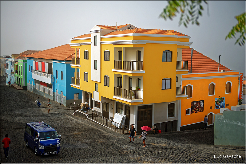 Dans les rues de Sao Filipe, la troisième ville du Cap-Vert. (24)