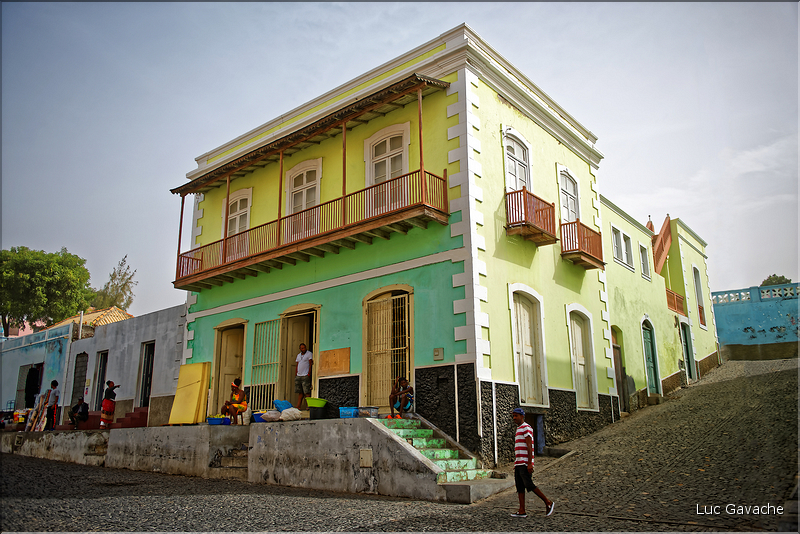 Dans les rues de Sao Filipe, la troisième ville du Cap-Vert. (25)