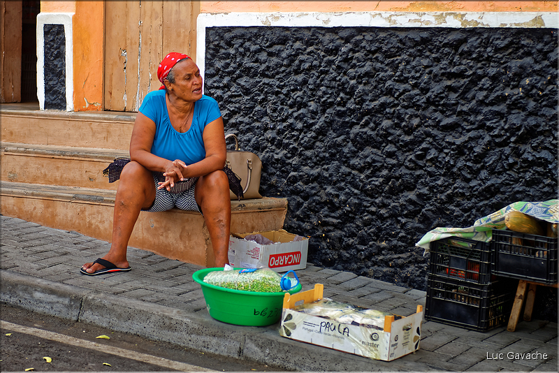 Dans les rues de Sao Filipe, la troisième ville du Cap-Vert. (37)