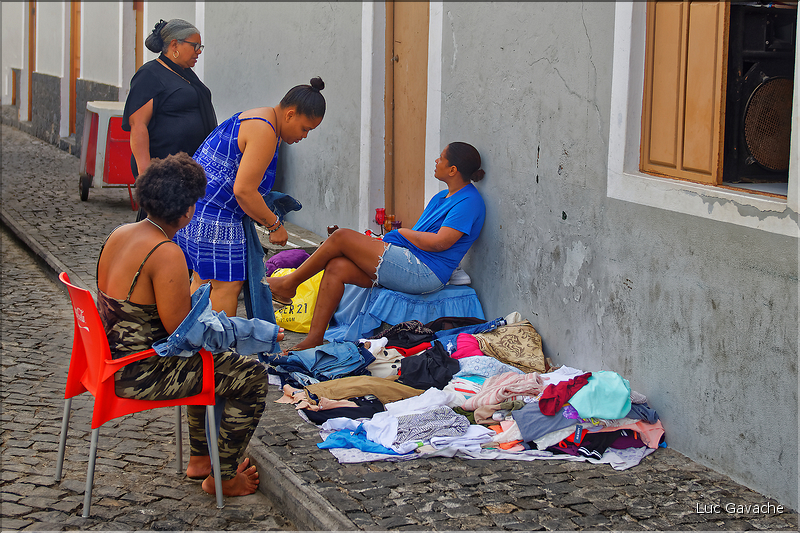 Dans les rues de Sao Filipe, la troisième ville du Cap-Vert. (39)