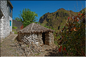 La vallée de Paul est une altérnance de cultures et de maisons traditionnels. (15)