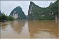 La petite ville de Yangshuo sur les rives de la rivière Lijiang. (42)