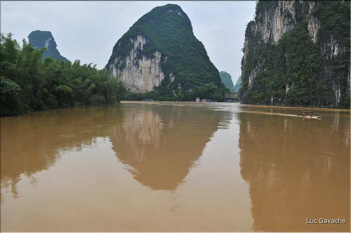 La petite ville de Yangshuo sur les rives de la rivière Lijiang. (44)