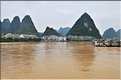 La petite ville de Yangshuo sur les rives de la rivière Lijiang. (69)